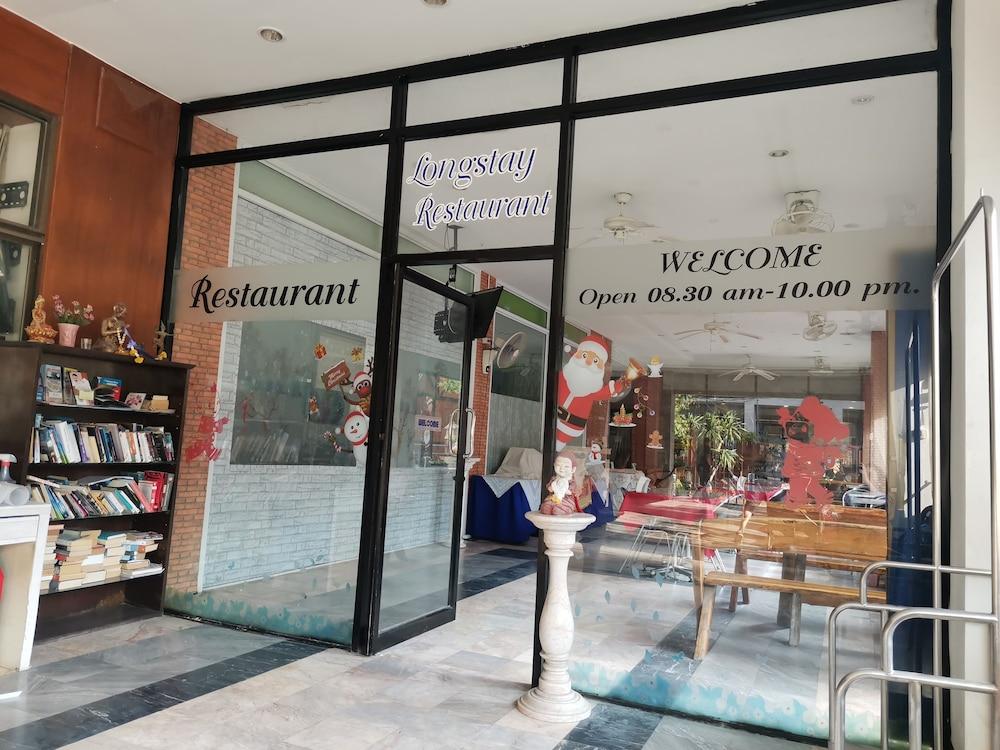 Jomtien Longstay Hotel - Sha Plus Certified Zewnętrze zdjęcie