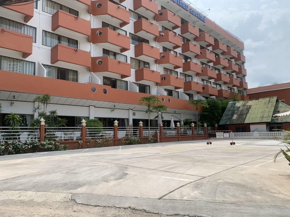 Jomtien Longstay Hotel - Sha Plus Certified Zewnętrze zdjęcie